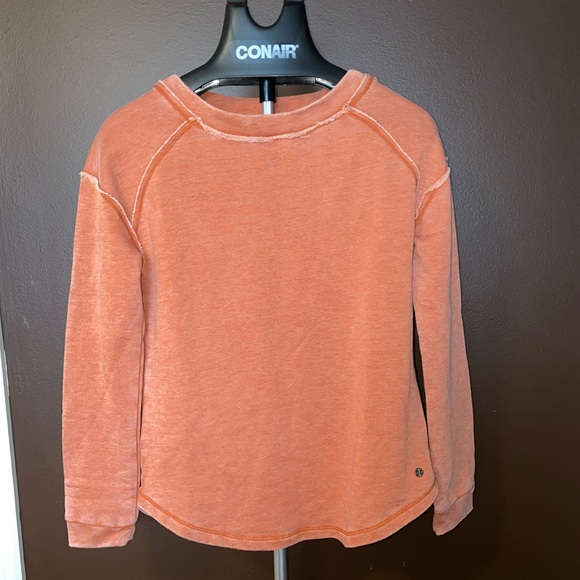 Burgundy Sweater Jag Jeans - Picture 2 of 6